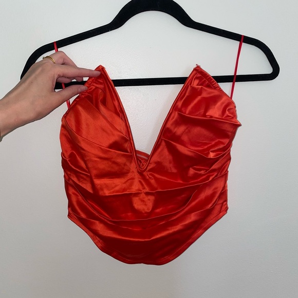 fashion Nova corset deep v top size XS. ORANGE colour - see pics - Picture 2 of 3